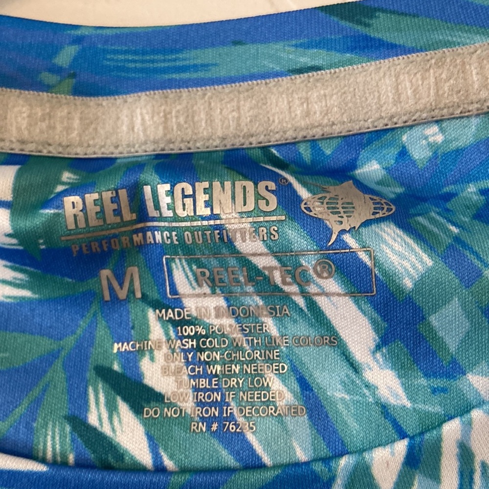 Reel Legends Man Shirt BNWOT size M length 28” pit to pit 40” perfect for summer - Picture 2 of 8